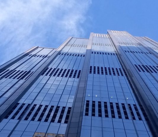 JPMorgan Posts $15.3 Billion Q3 Profit as Markets Revenue Climbs Exterior view of JPMorgan Chase headquarters at 270 Park Avenue in Midtown Manhattan